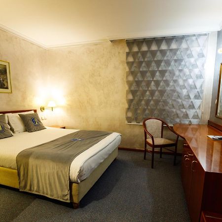 Grand Hotel Skopje Luaran gambar